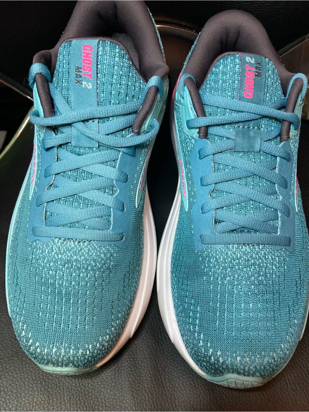 Brooks Women's Teal Running Shoes with Pink Accents - Picture 2 of 6